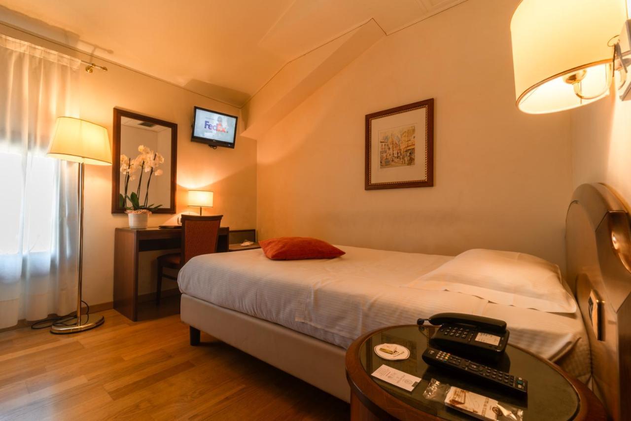 Hotel Alla Torre Castelfranco Veneto Luaran gambar